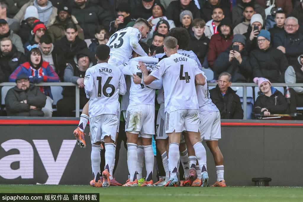 自然年国家队+顶级联赛俱乐部进球数历史前10：梅西91球第1