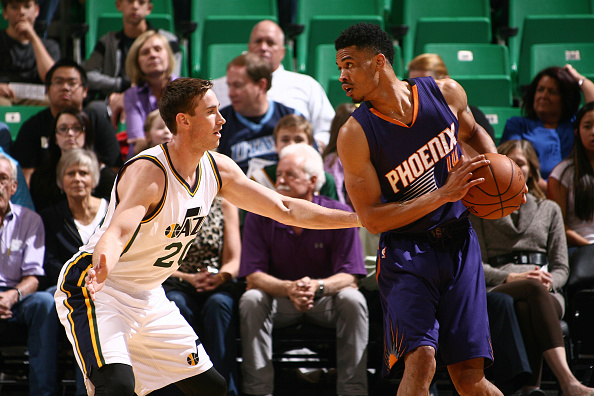 也让世界重 也让世界重